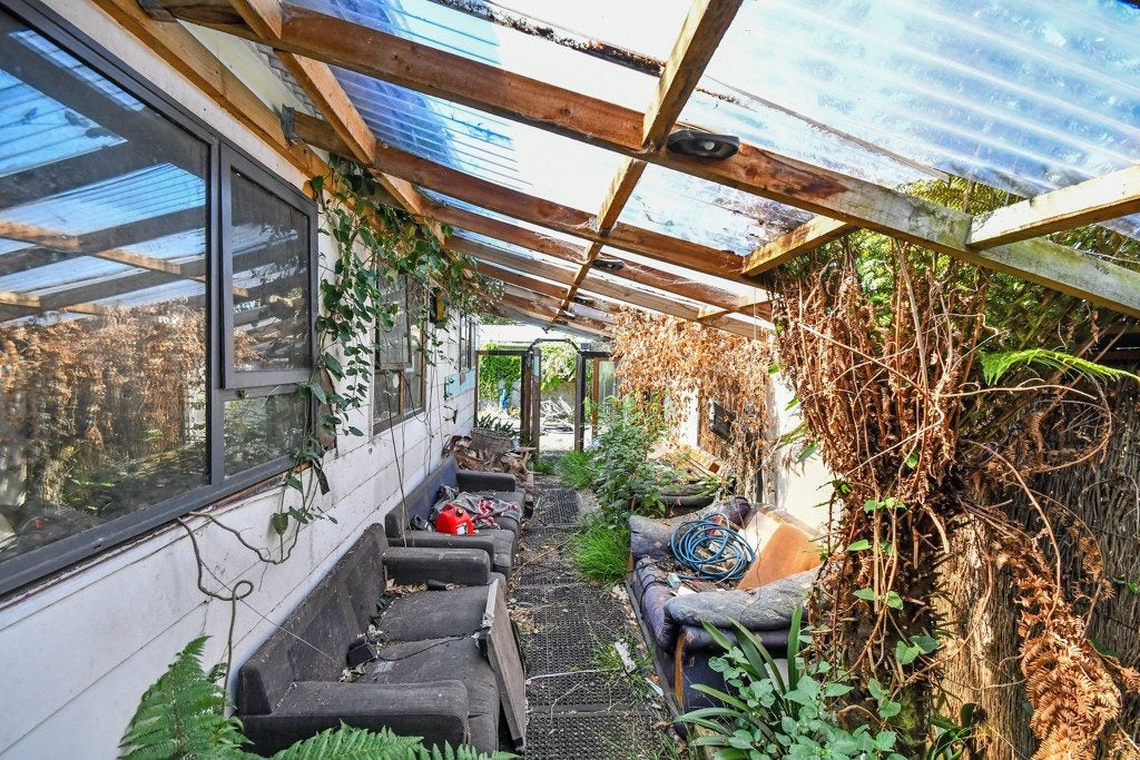85B Motatau Road, Papatoetoe, Auckland - Carousel 1