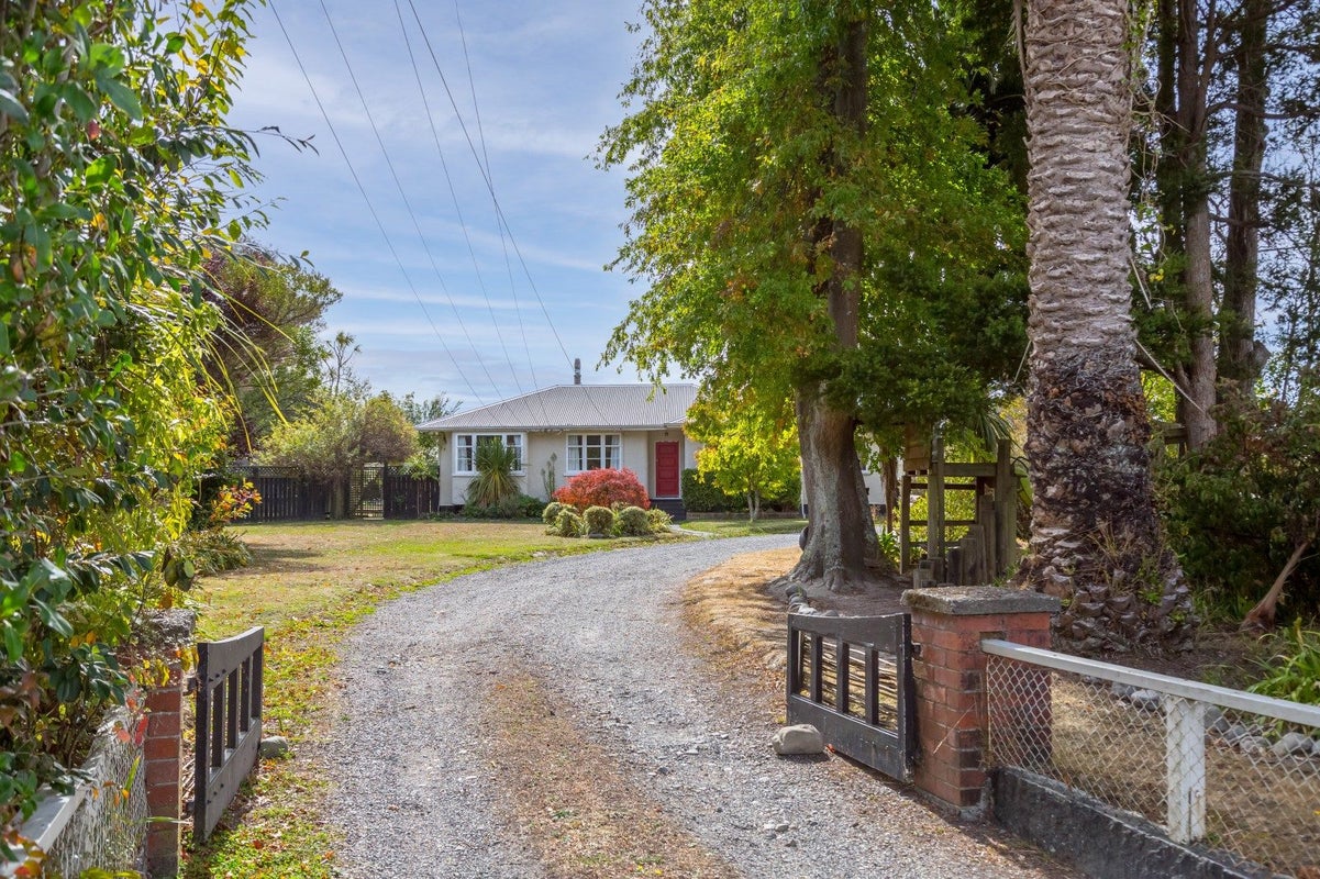 24 Lansdowne Crescent, Lansdowne, Masterton - Carousel 2