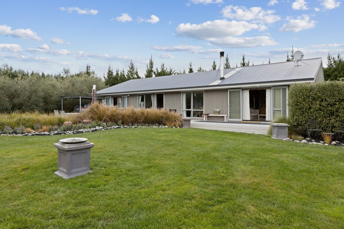 61 Calders Road, Christchurch - Carousel 1