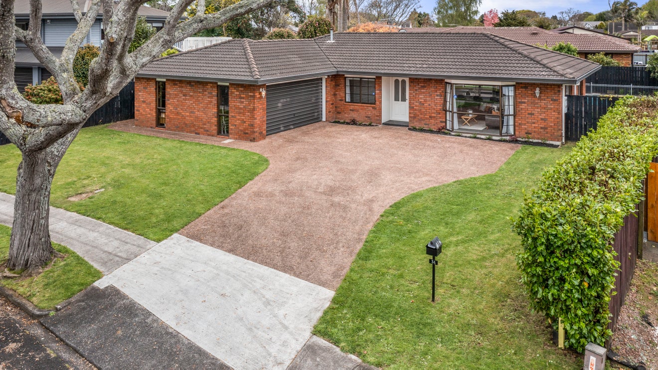 34 Evanda Crescent, Conifer Grove, Takanini - Carousel 24