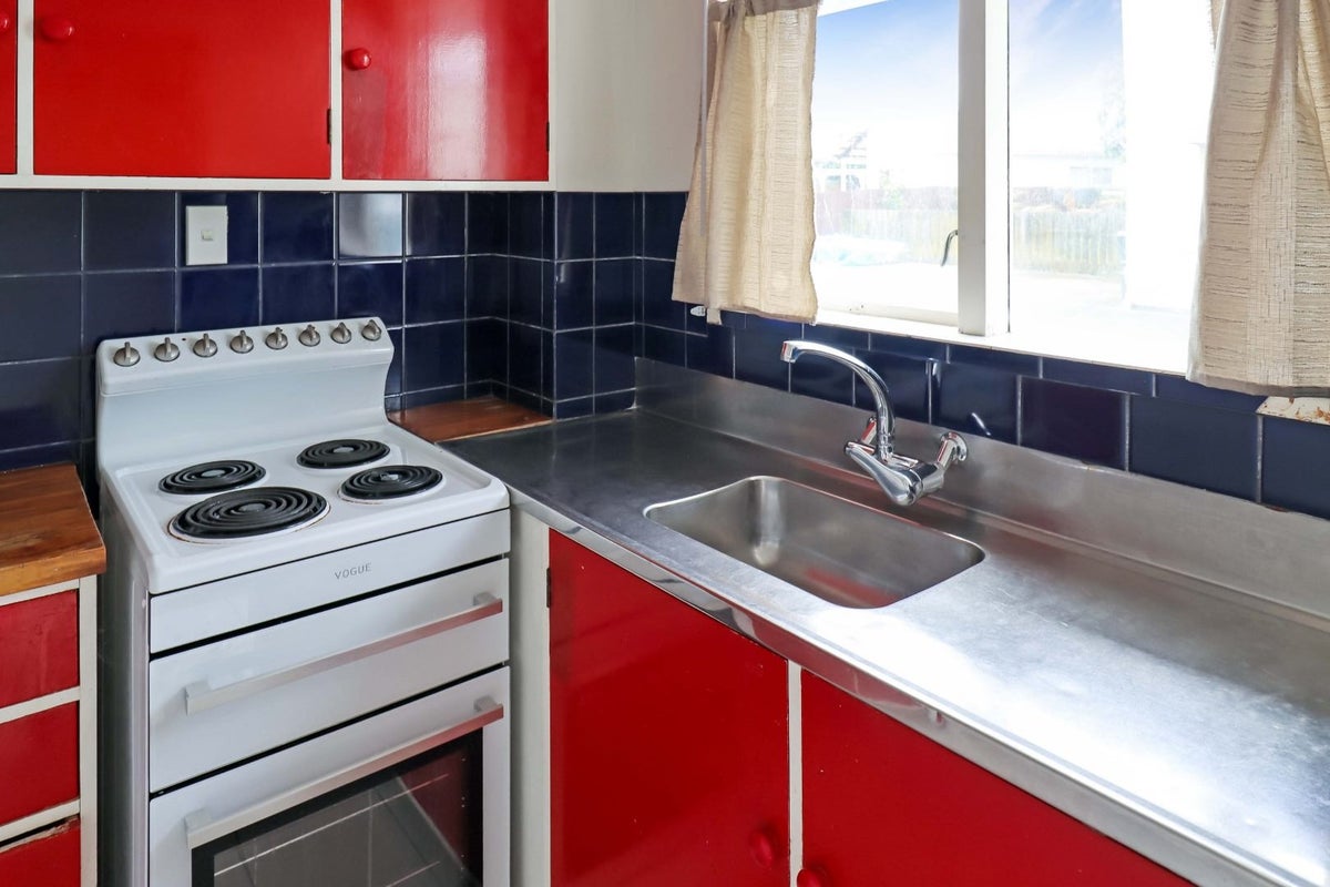 10/569 High ST, Boulcott, Lower Hutt - Carousel 2