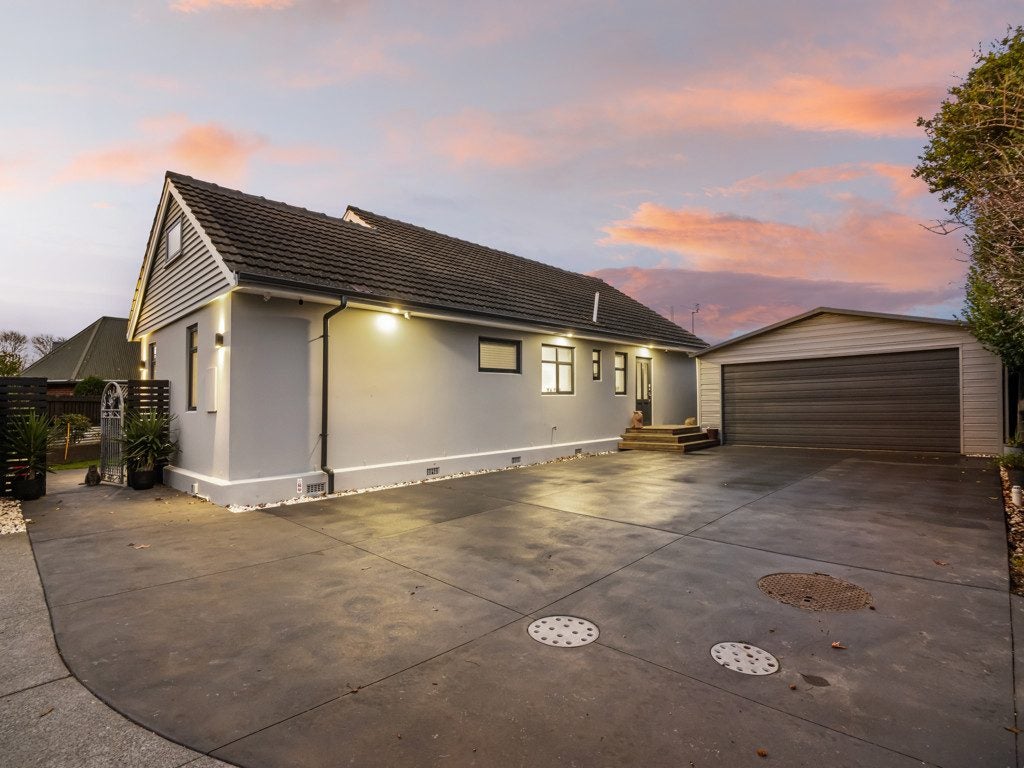 11 Medway Street, Richmond, Christchurch - Carousel 1
