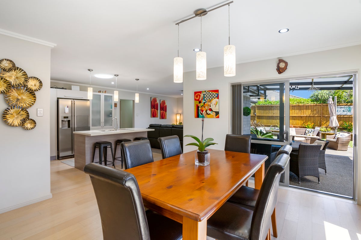 228 Harbourside Drive, Karaka, Papakura - Carousel 2