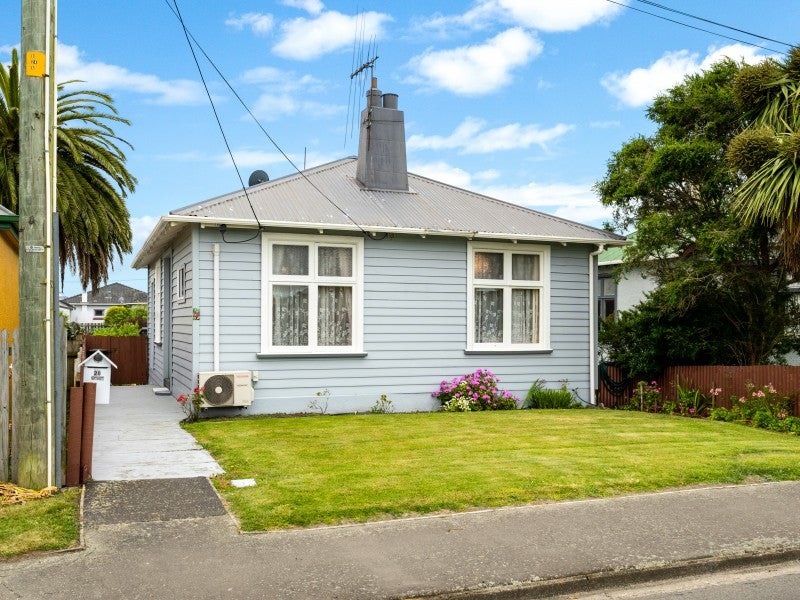 28 Ouse Street, Oamaru - Carousel 1