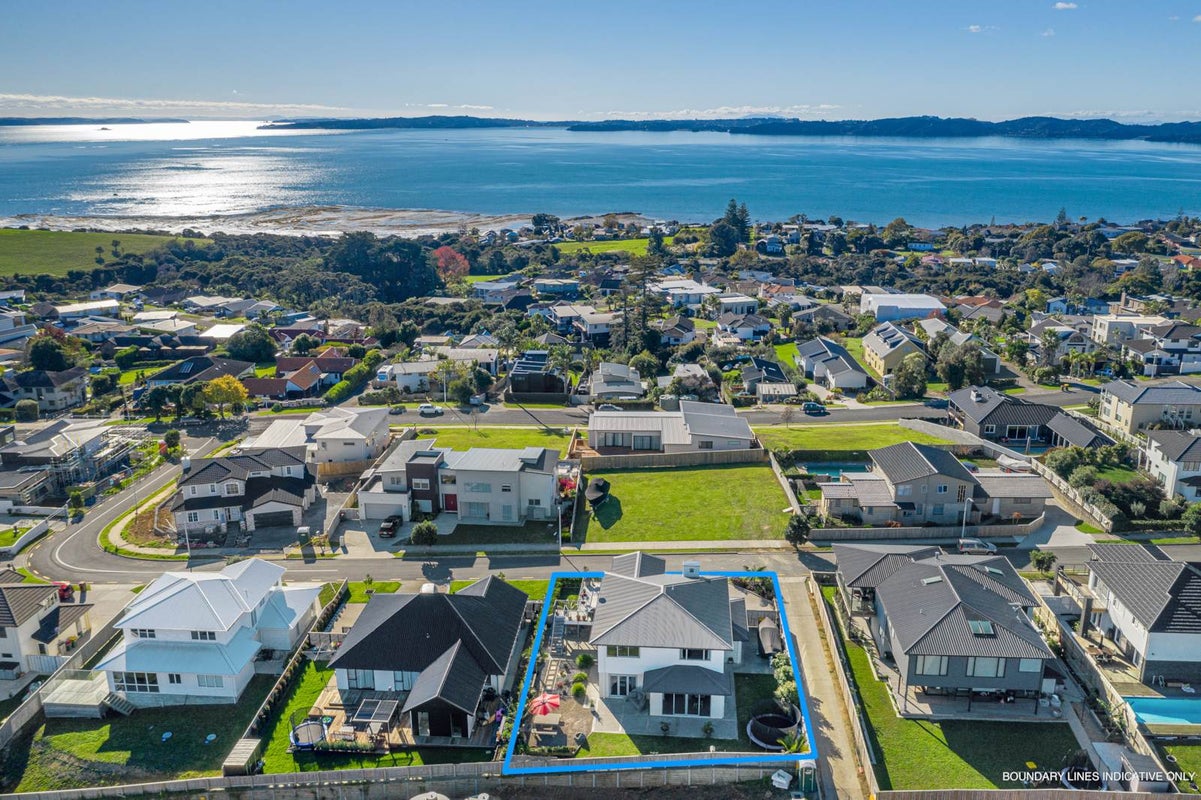 15 Te Makuru Lane, Maraetai, Auckland - Carousel 2