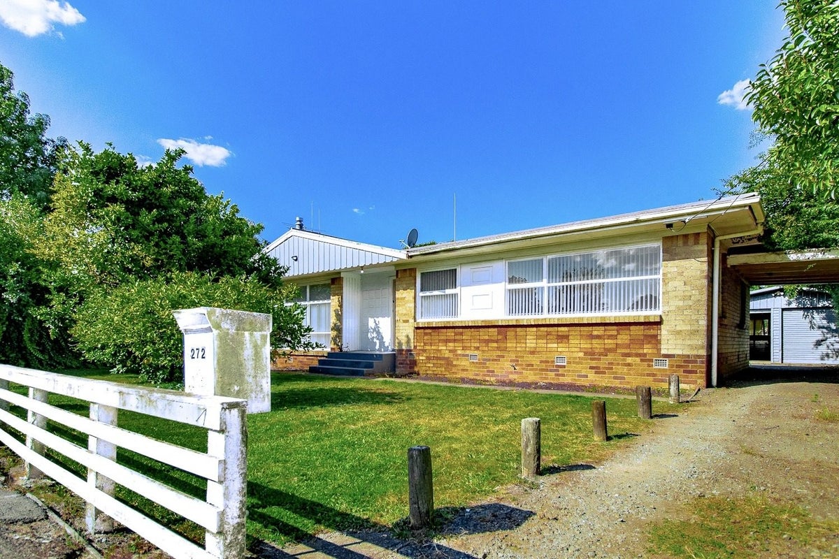 272 Fox Street, Hamilton East, Hamilton - Carousel 1