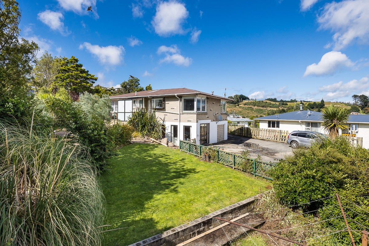 24 Bell Crescent, Concord, Dunedin - Carousel 17