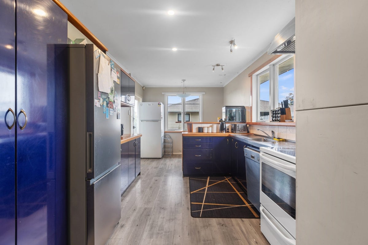 15 Faulkner Street, Gate Pa, Tauranga - Carousel 2