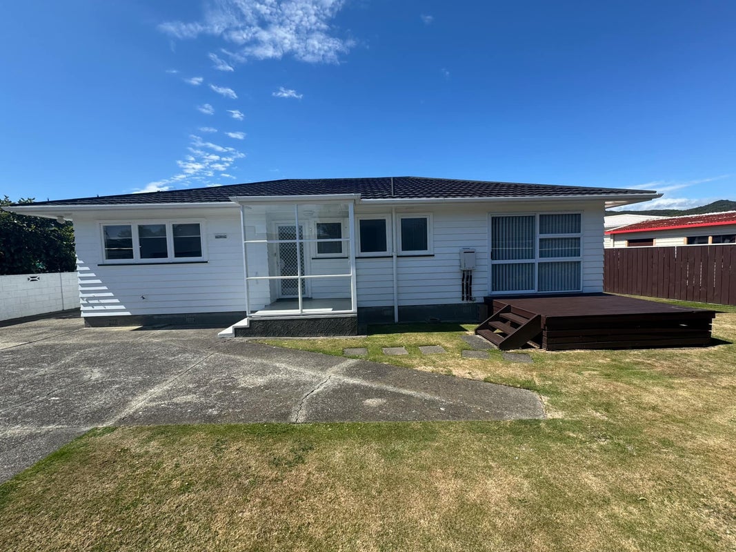 33 Rosebank Avenue, Avalon, Lower Hutt - Carousel 2