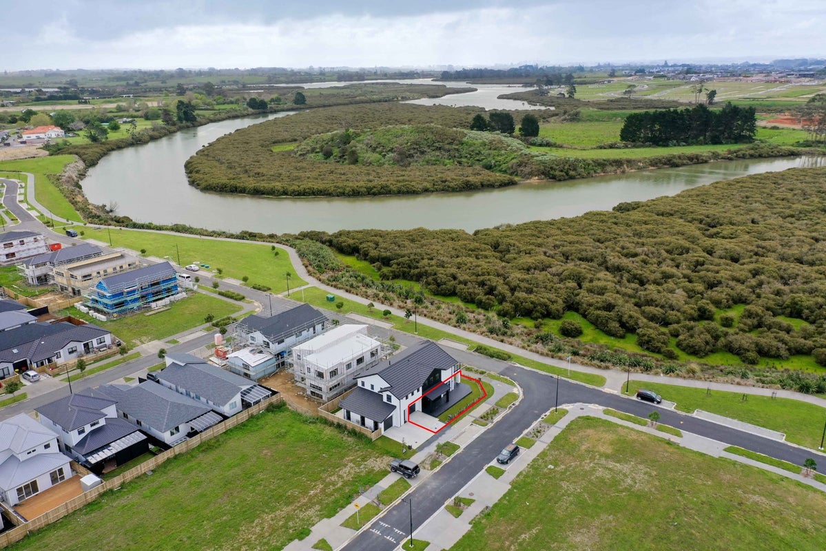18A Foreshore Lane, Karaka, Papakura - Carousel 14