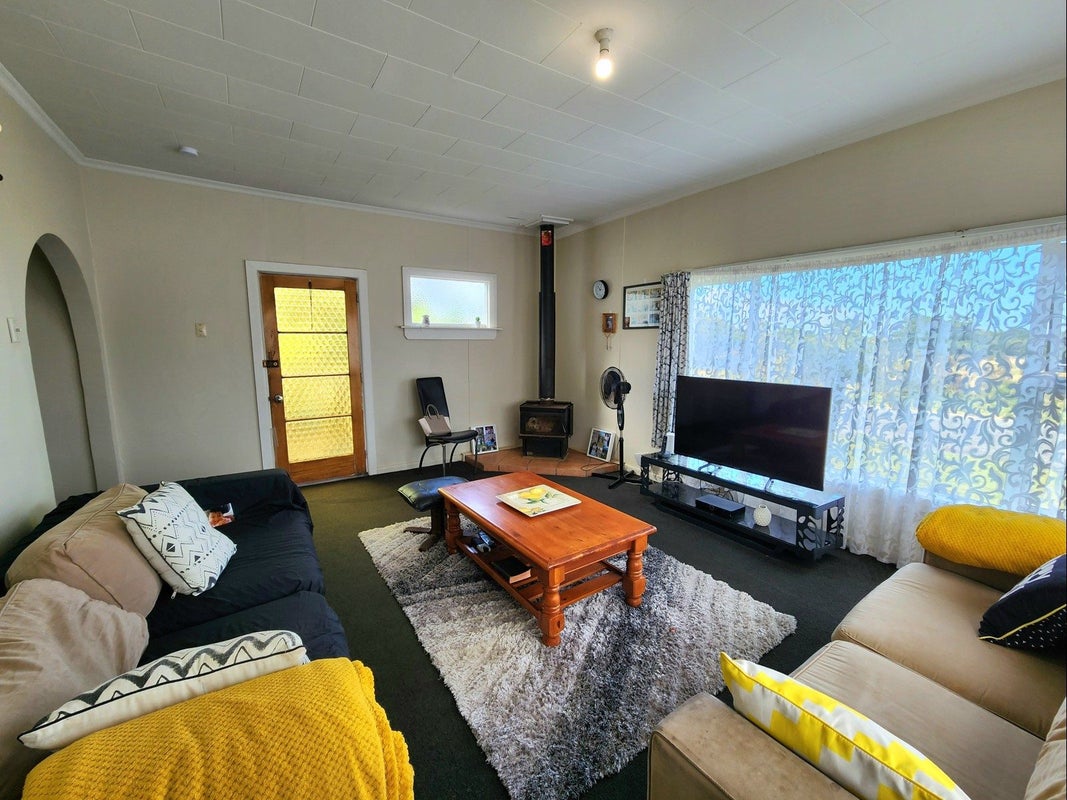 7 Peel Street, Cobden, Greymouth - Carousel 2