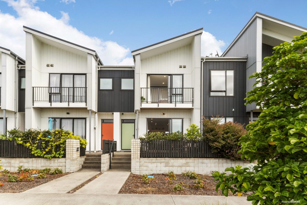 40 Nugget Avenue, Hobsonville, Auckland - Carousel 1