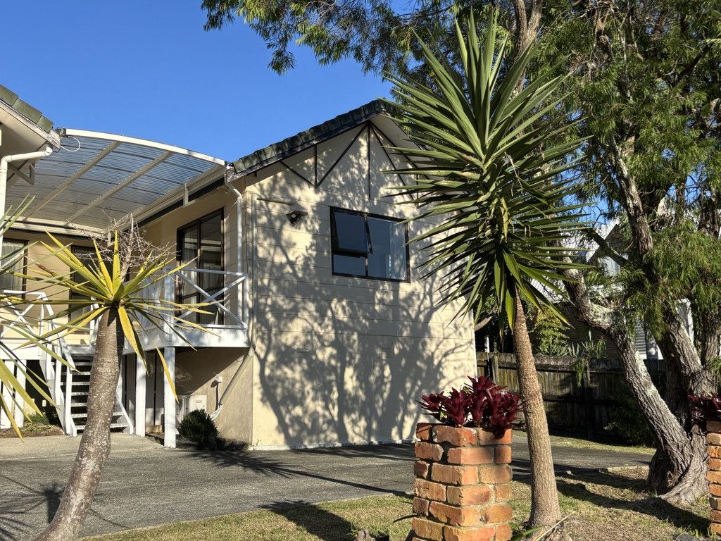 17 Centorian Drive, Windsor Park, Auckland - Carousel 17