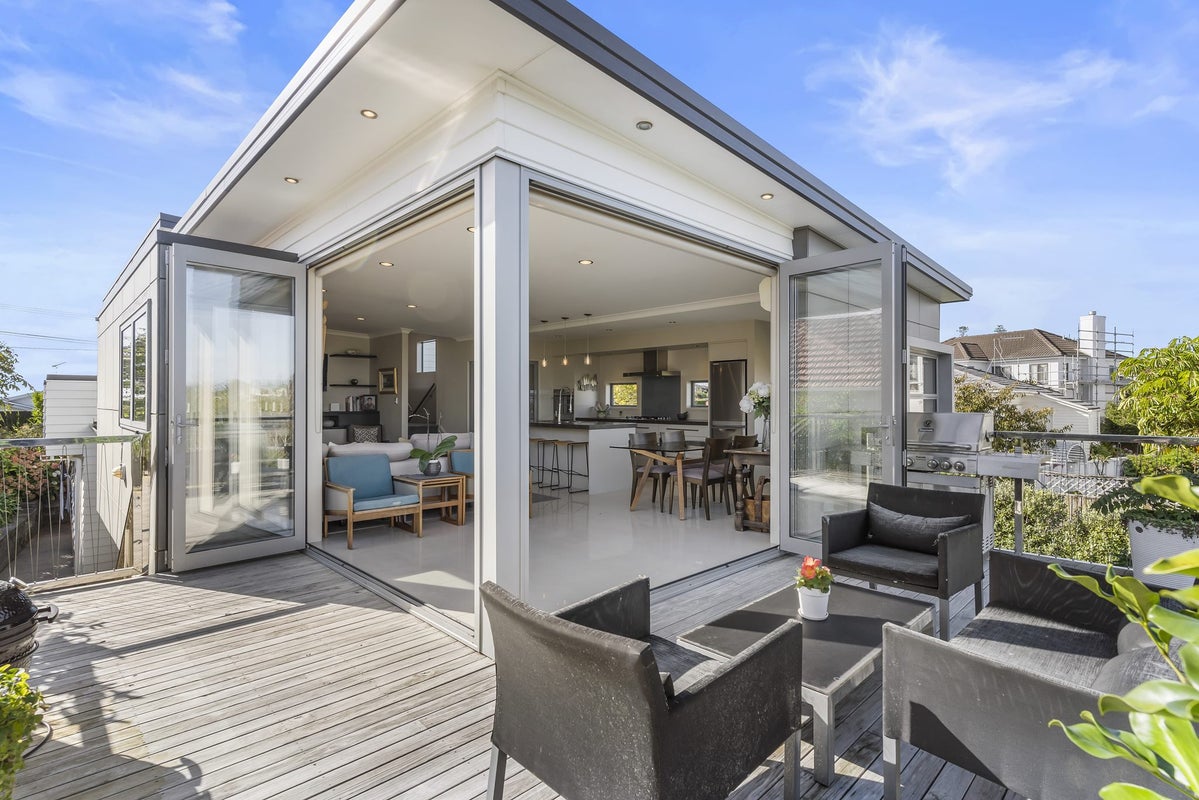 127 Kohimarama Road, Kohimarama, Auckland - Carousel 1