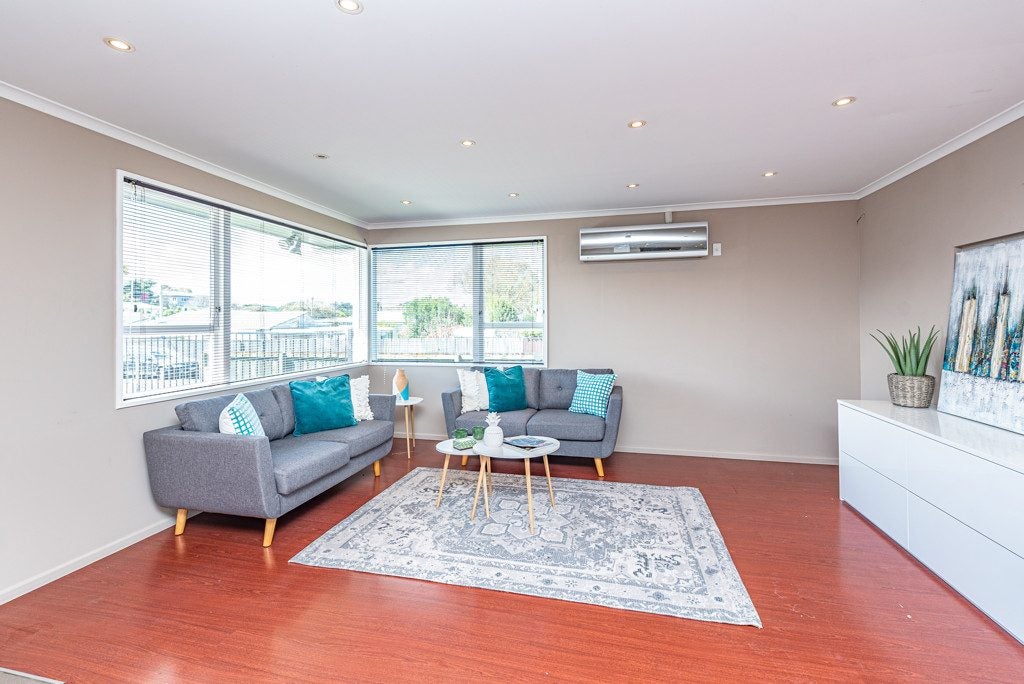 4 Banks Place, Tawhero, Whanganui - Carousel 2