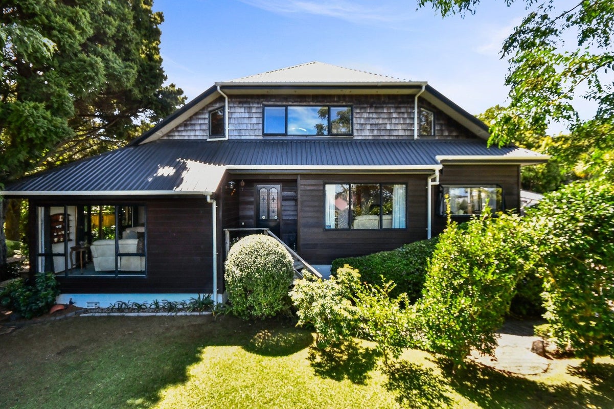 63 Calluna Crescent, Totara Heights, Auckland - Carousel 1