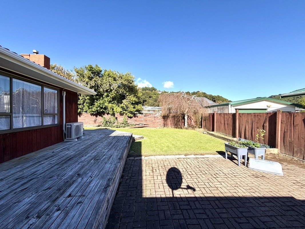34 Gemstone Drive, Birchville, Upper Hutt - Carousel 12