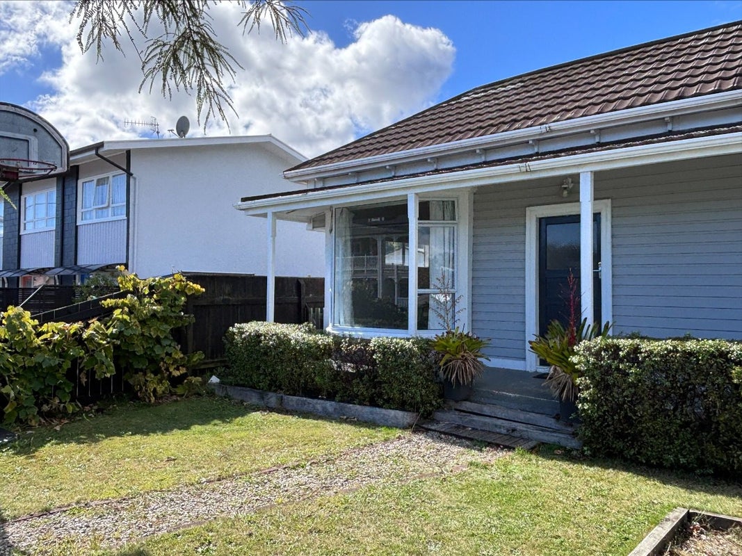 43 Tasman Street, The Wood, Nelson - Carousel 1