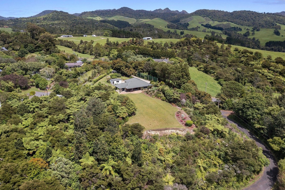 281A Lund Road, Aongatete, Katikati - Carousel 2