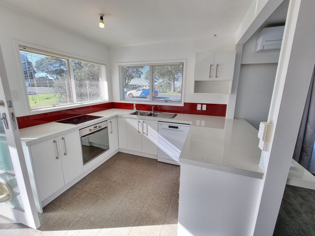 1/180 Bayswater Avenue, Bayswater, Auckland - Carousel 2