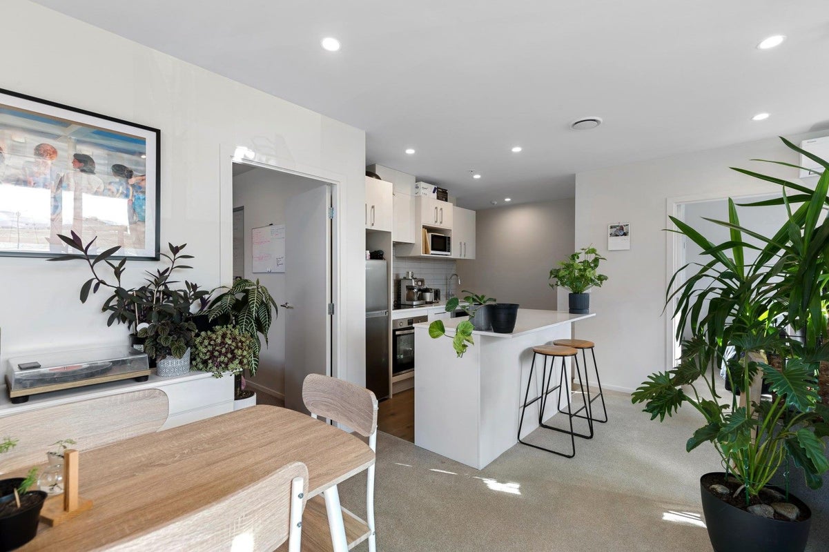 108/16 Mountain Ash Drive, Frankton, Queenstown - Carousel 1