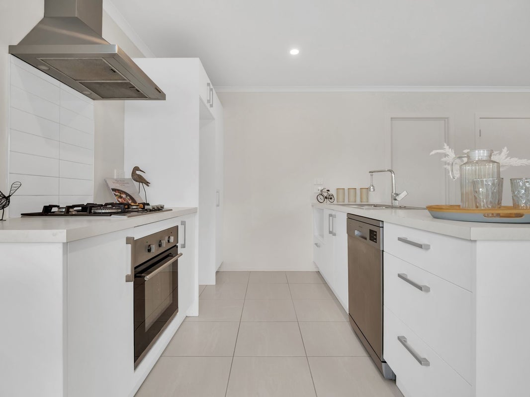 30 North Ridge Drive, Rototuna North, Hamilton - Carousel 2