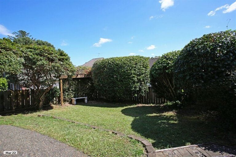 35A Youngs Road, Papakura, Papakura - Carousel 13