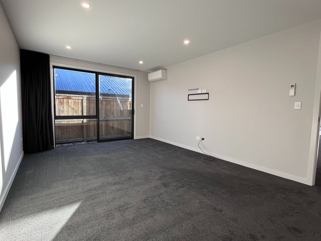 82 Jack Hanley Drive, Jacks Point, Queenstown - Carousel 2