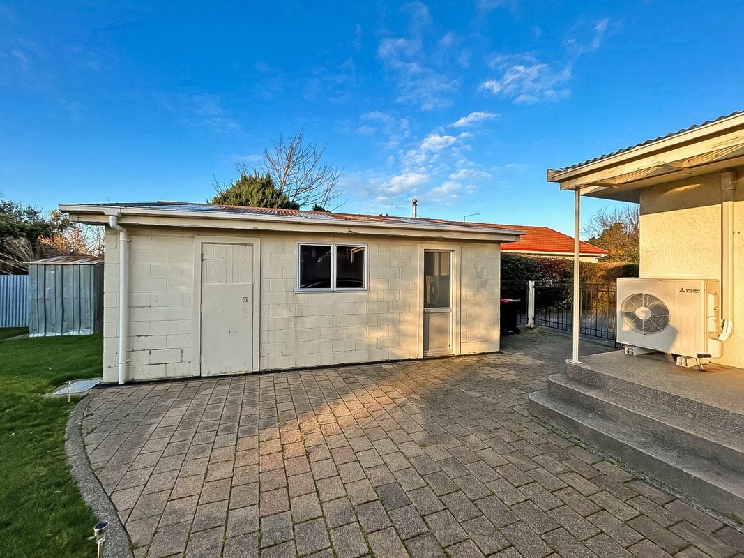 460 Yarrow Street, Glengarry, Invercargill - Carousel 13