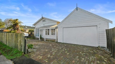13A Seddon Street, Glenholme, Rotorua - Carousel 1