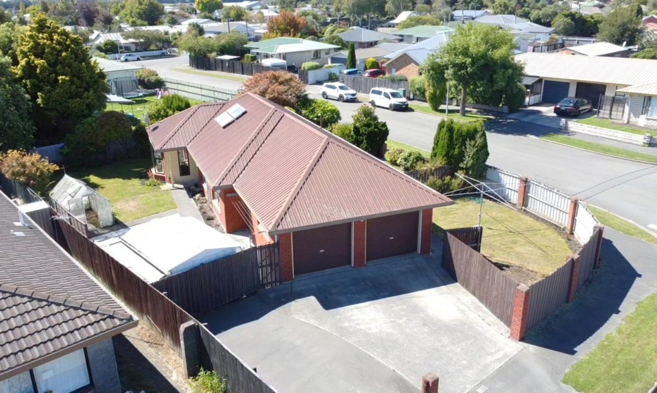 2 Mayo Place, Belfast, Christchurch - Carousel 1