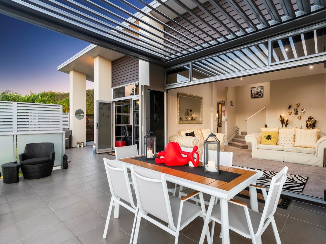15 Hadleigh Place, Bethlehem, Tauranga - Carousel 2