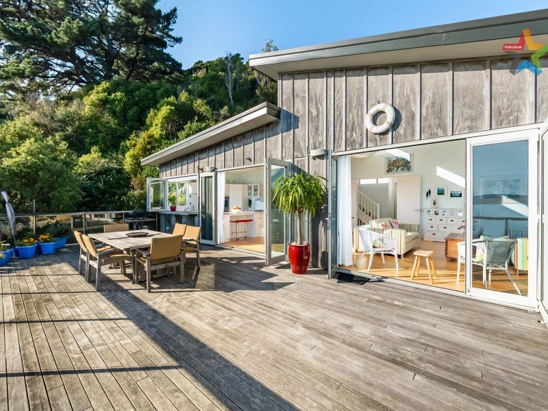 29A Totara Street, Eastbourne, Lower Hutt - Carousel 26