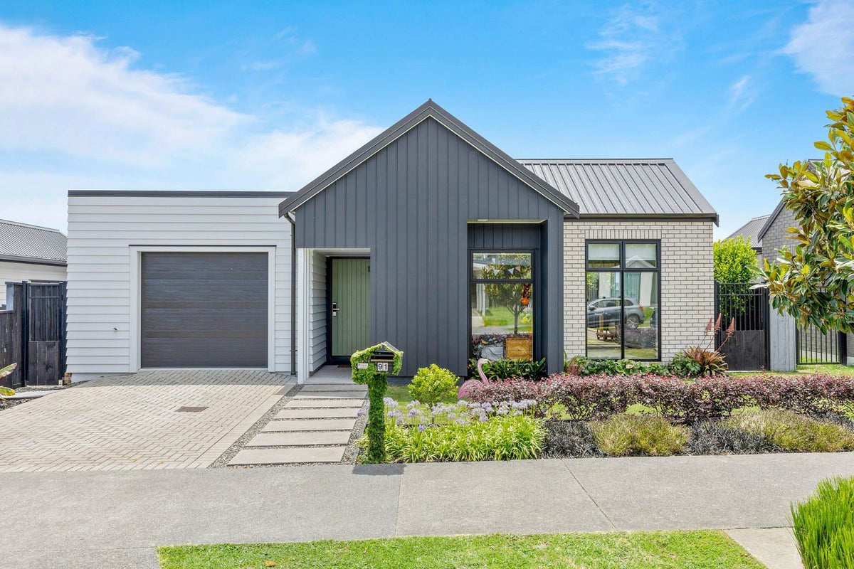 91 Whenuapai Drive, Whenuapai, Auckland - Carousel 1