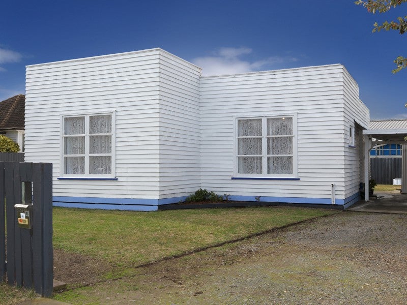 1012A Beatty Street, Mayfair, Hastings - Carousel 1