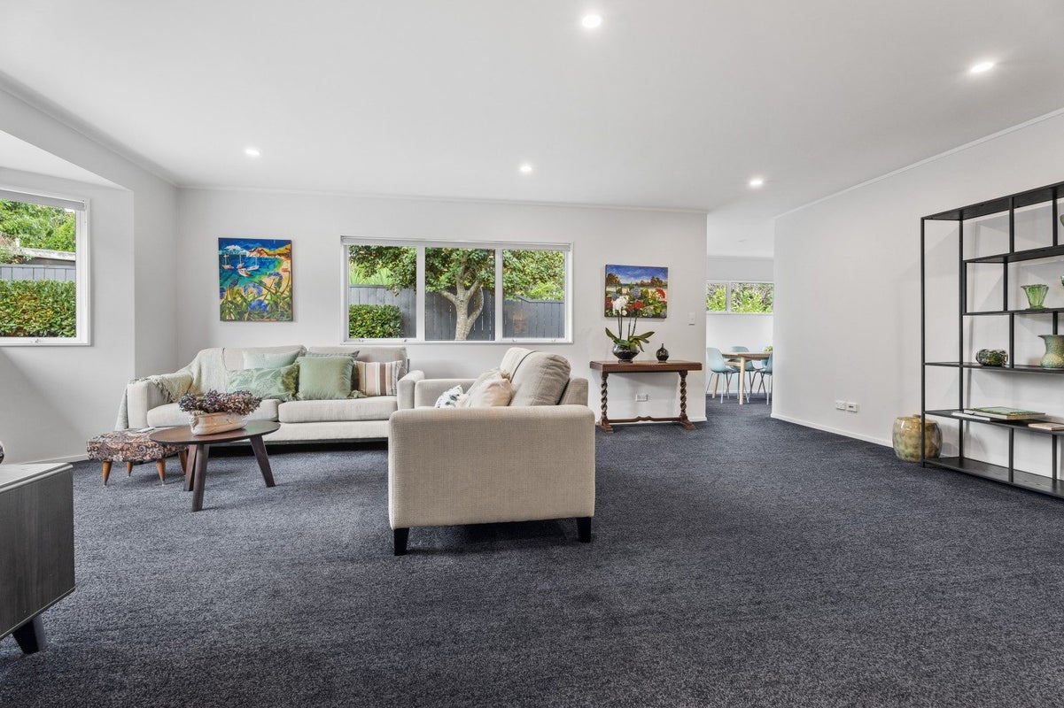 2/19 Clarke Road, Onehunga, Auckland - Carousel 25