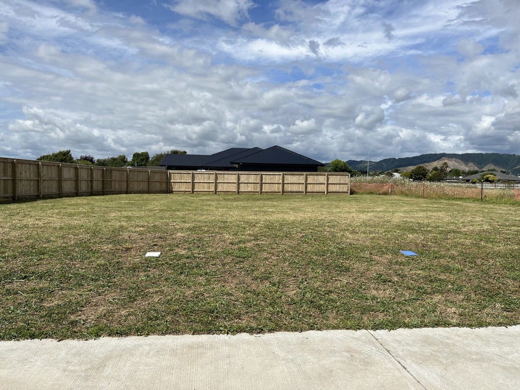 44 Tainui Street, Levin, Levin - Carousel 2