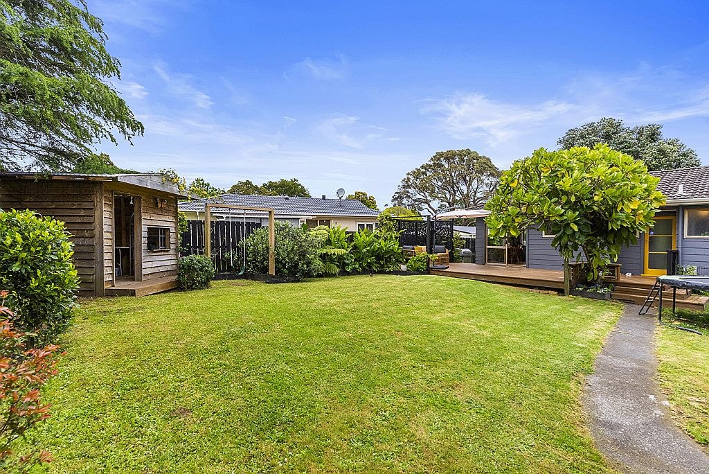 3 Urlich Drive, Ranui, Auckland - Carousel 1