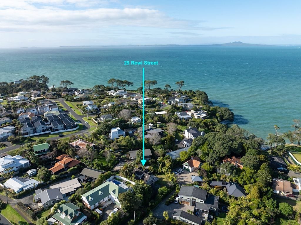 29 Rewi Street, Torbay, Auckland - Carousel 2