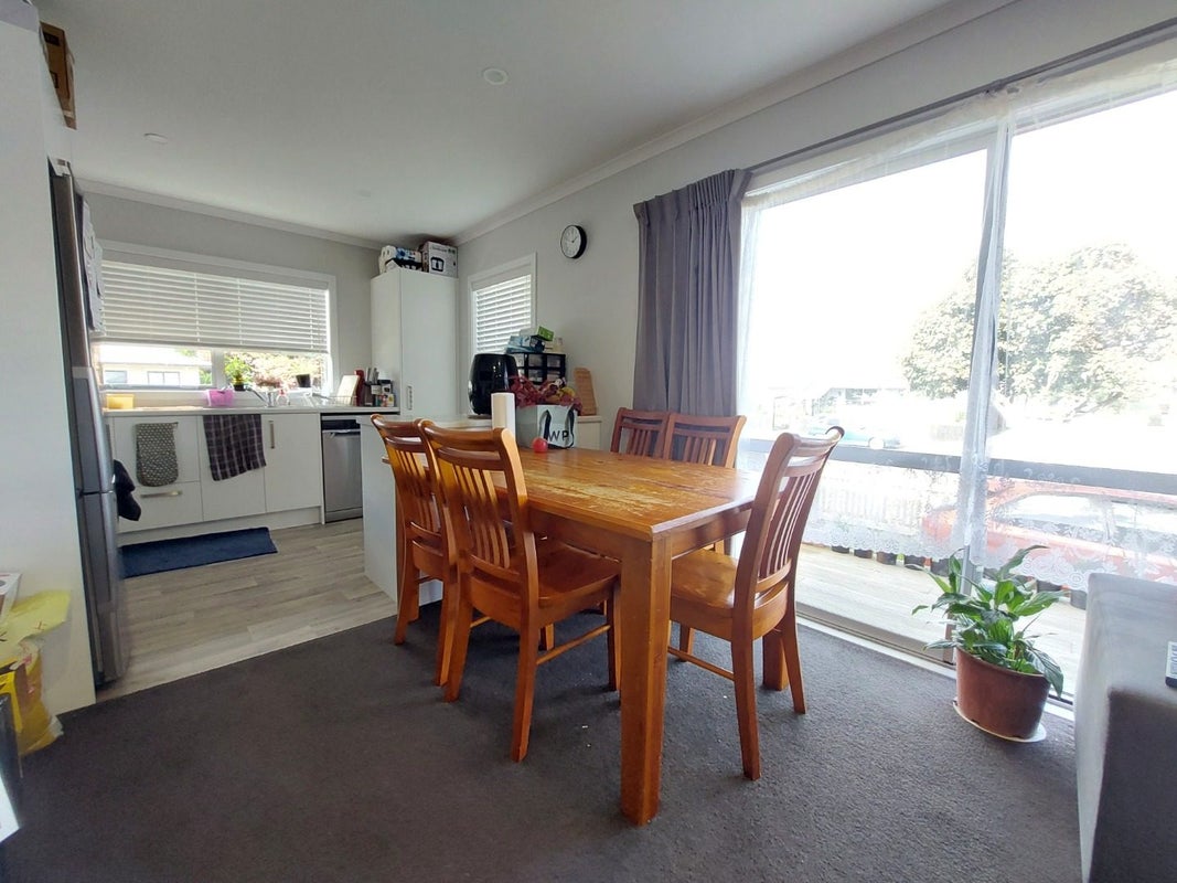 1/14 Breckons Avenue, Nawton, Hamilton - Carousel 2