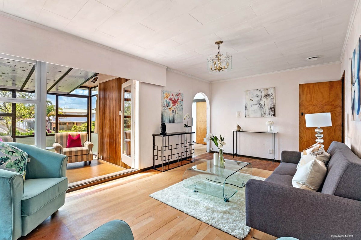 43 Larne Avenue, Pakuranga Heights, Auckland - Carousel 2