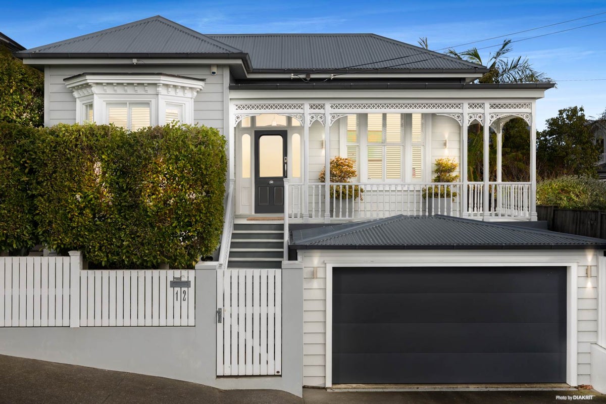 12 Harcourt Street, Grey Lynn, Auckland - Carousel 1