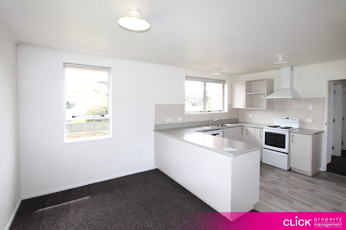 3 Bell Crescent, Concord, Dunedin - Carousel 2