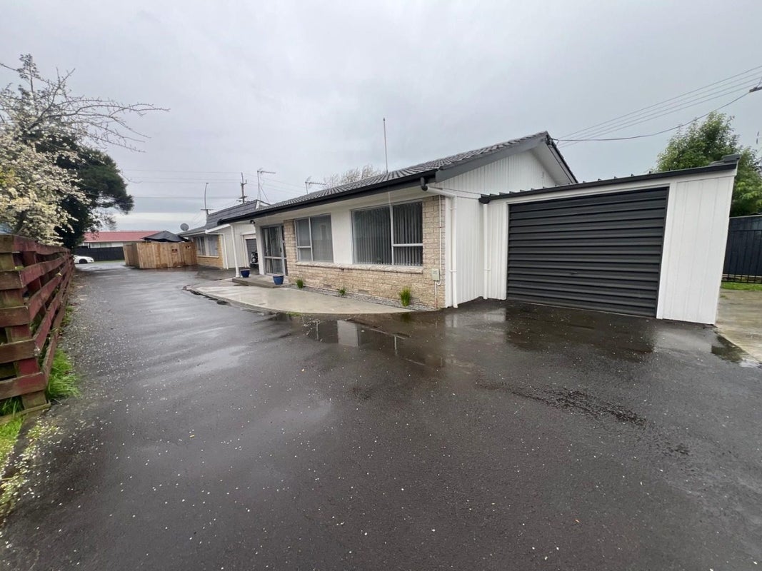 44b Fifth Avenue, Enderley, Hamilton, Waikato - Carousel 1