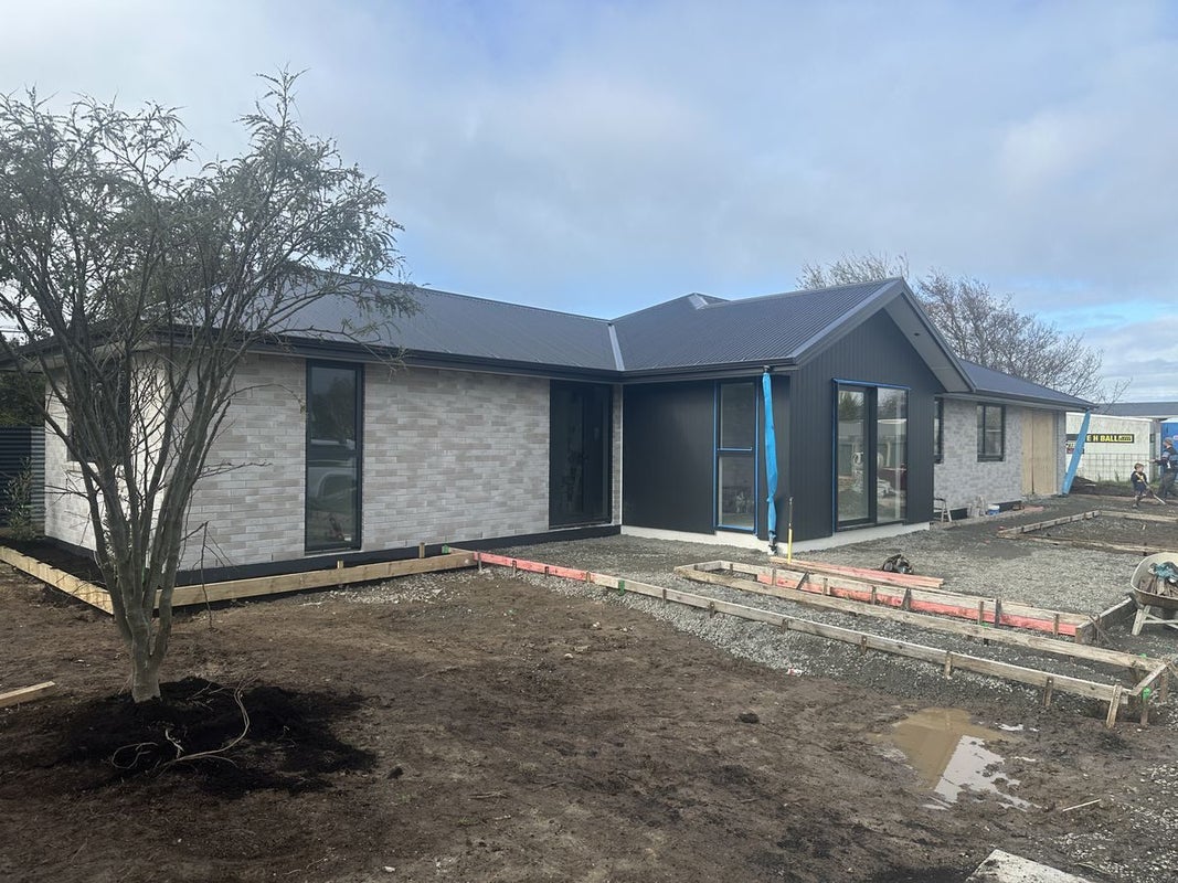 129 Dipton Street, Kingswell, Invercargill - Carousel 1