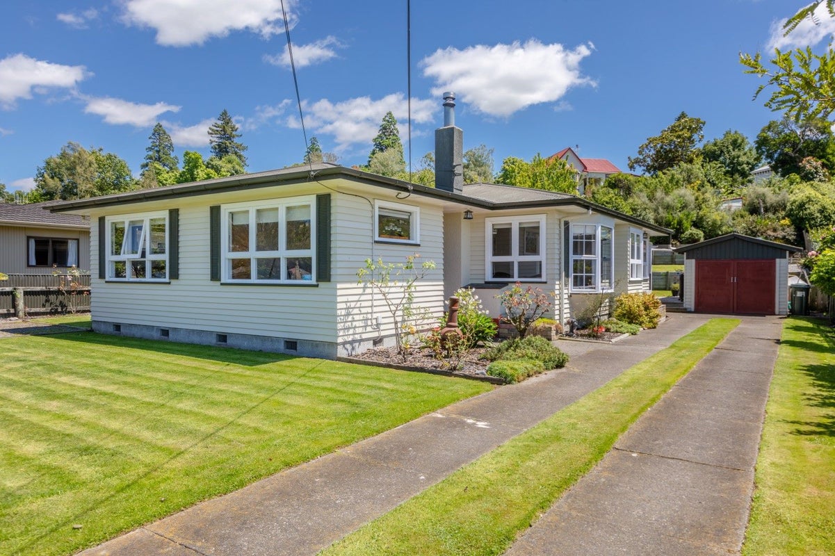 4 Waverley Street, Waipawa, Waipawa - Carousel 1