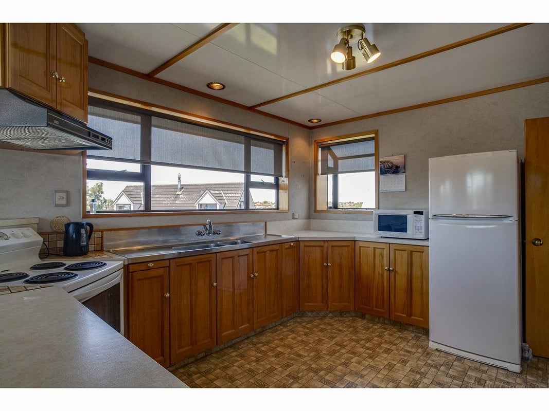1 Lachlan Place, Marchwiel, Timaru - Carousel 2