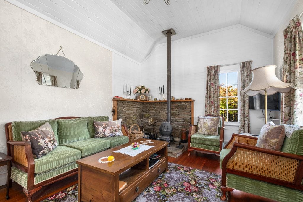 76 Sunderland Street, Clyde, Clyde - Carousel 2