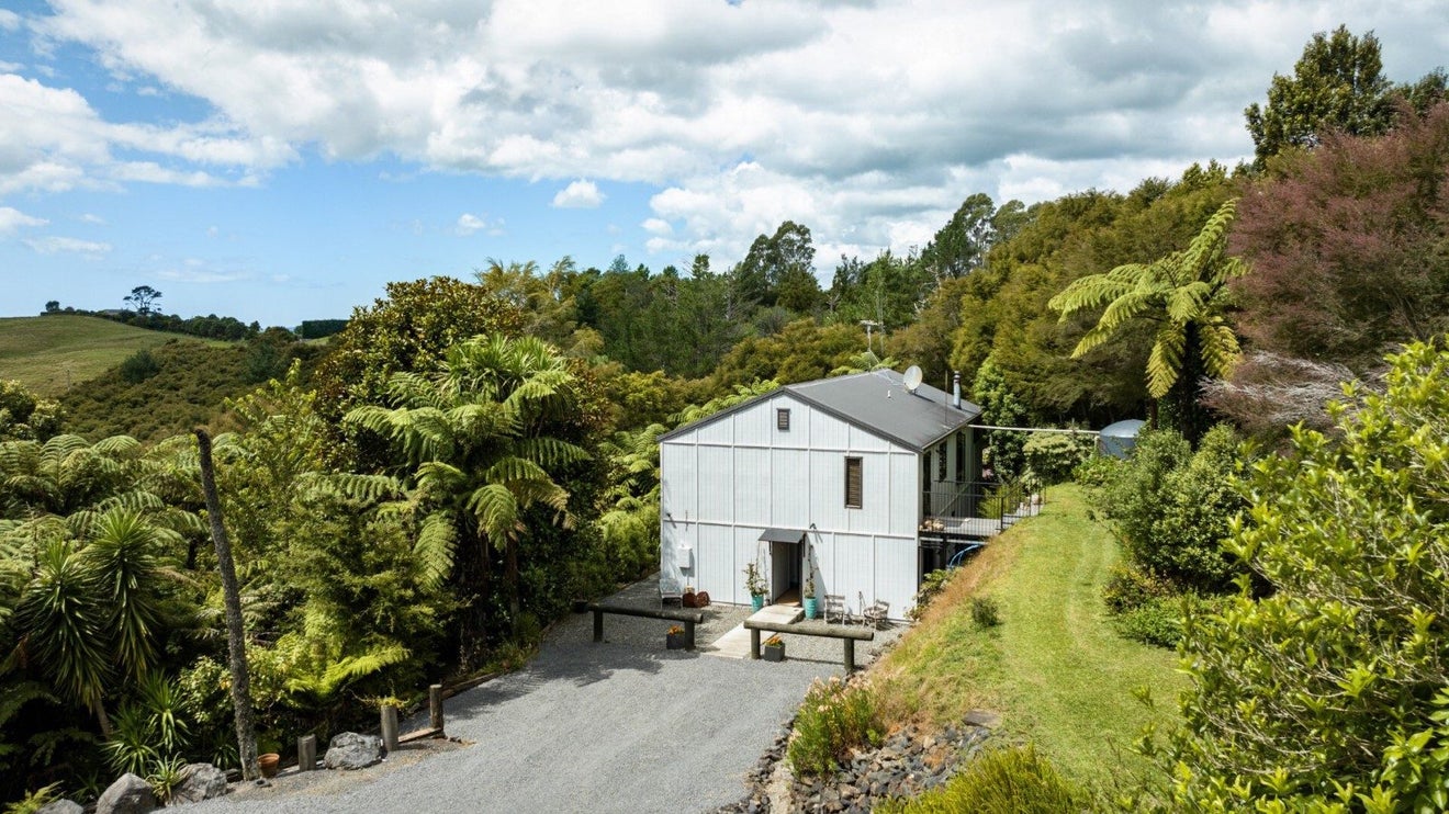 281B Lund Road, Aongatete, Katikati - Carousel 2