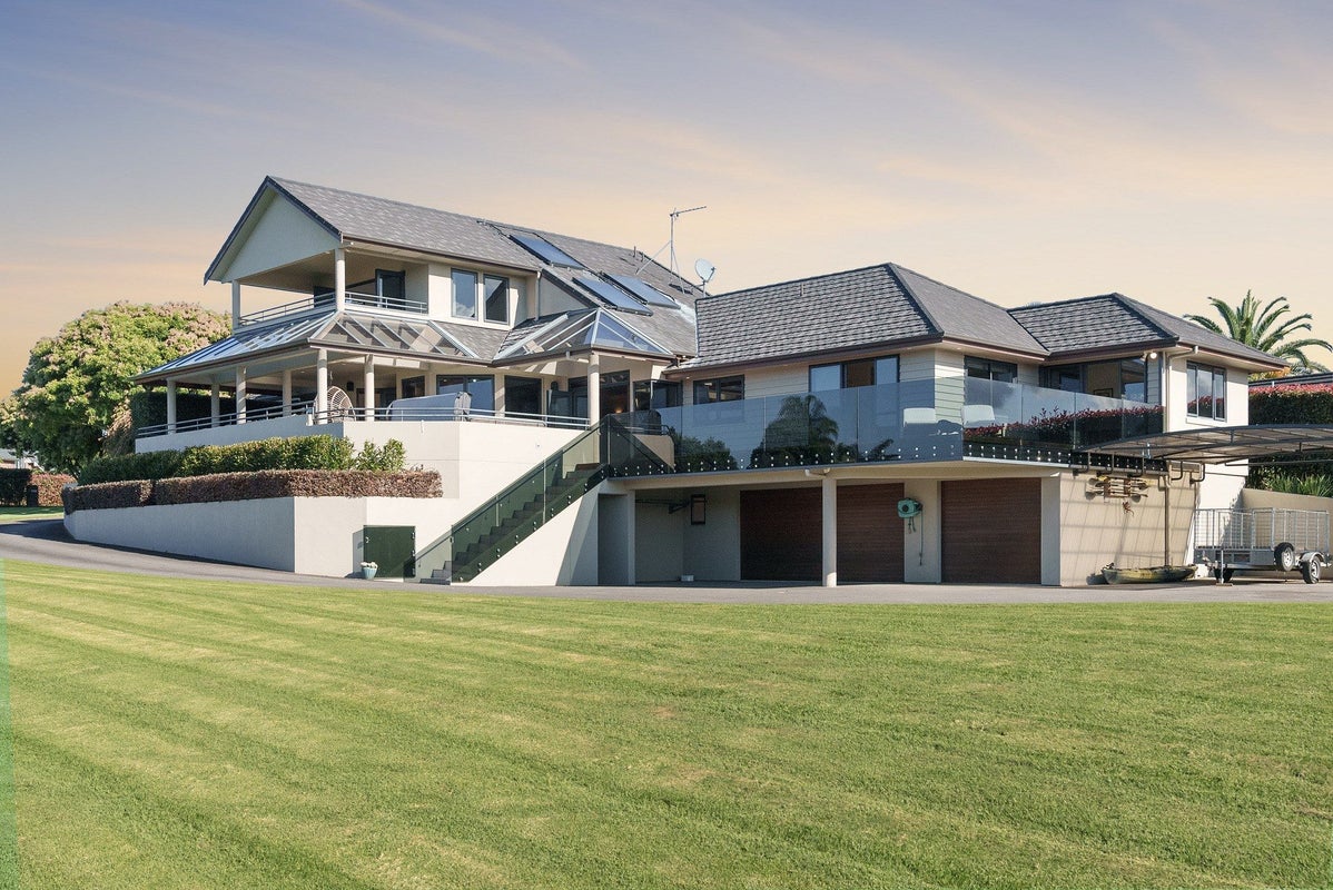 34 Te Karaka Drive, Te Puna, Tauranga - Carousel 1